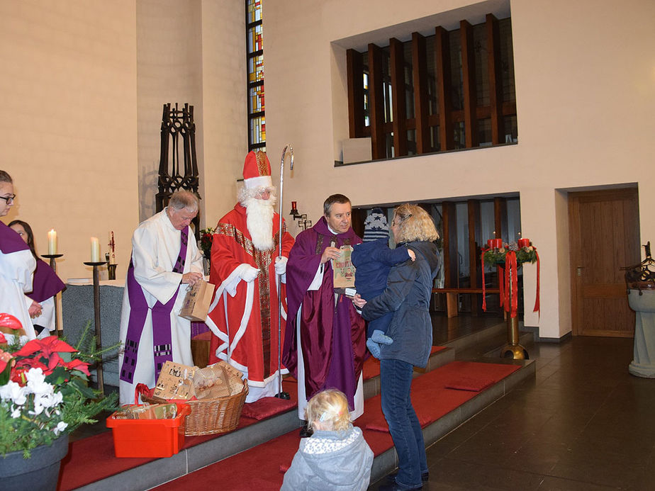 Der heilige Nikolaus in "Heilig Kreuz" Zierenberg